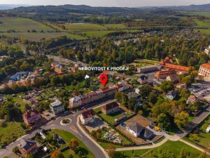Prodej bytu 3+1, Ostrov, Nádražní, 89 m2