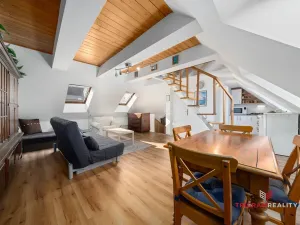 Pronájem bytu 2+kk, Hradec Králové, Dlouhá, 55 m2