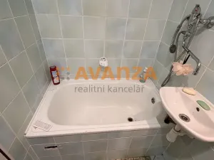 Prodej bytu 2+kk, Děčín, Jezdecká, 35 m2