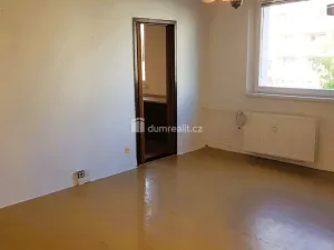Prodej bytu 3+1, Rousínov, V Sídlišti, 74 m2