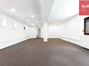 Pronájem kanceláře, Opava, Pekařská, 138 m2