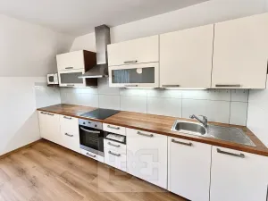 Pronájem bytu 4+kk, Praha - Vokovice, Na rozdílu, 99 m2