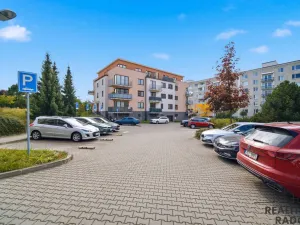 Pronájem bytu 2+kk, Pardubice, Dubinská, 73 m2