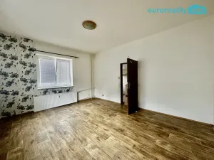 Prodej bytu 1+1, Nejdek, sídliště 9. května, 40 m2