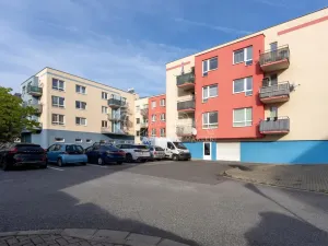 Pronájem bytu 1+kk, Strakonice - Strakonice I, Jezerní, 31 m2