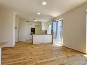 Prodej bytu 2+kk, Bystřice nad Pernštejnem, Masarykovo náměstí, 65 m2