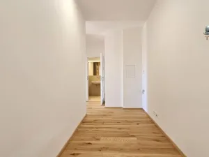Prodej bytu 2+kk, Bystřice nad Pernštejnem, Masarykovo náměstí, 65 m2