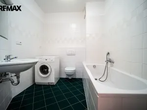 Pronájem bytu 2+kk, Praha - Smíchov, Pod Hybšmankou, 53 m2