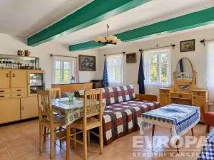 Prodej rodinného domu, Pecka, 60 m2