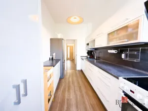 Pronájem bytu 3+1, Pardubice - Zelené Předměstí, Sladkovského, 90 m2