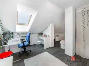 Prodej rodinného domu, Kamenice - Kamenička, 195 m2
