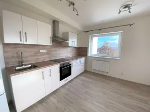 Pronájem bytu 2+kk, Opava - Předměstí, Kačírkova, 54 m2