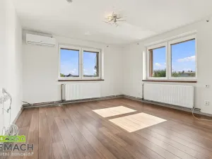 Pronájem bytu 3+1, Hvozdná, K Větřáku, 102 m2