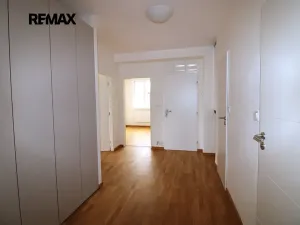 Prodej bytu 4+kk, Jeneč, Lidická, 102 m2