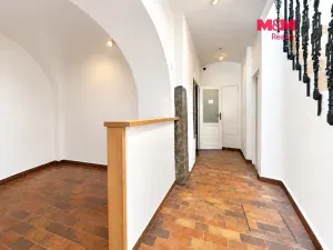 Pronájem obchodního prostoru, Jindřichův Hradec - Jindřichův Hradec I, Panská, 100 m2