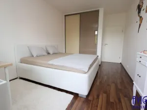 Pronájem bytu 2+kk, Praha - Stodůlky, Plzeňská, 50 m2