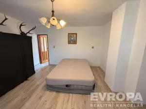 Prodej rodinného domu, Lnáře, 205 m2