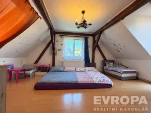 Prodej rodinného domu, Lnáře, 205 m2