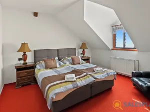 Prodej ubytování, Nová Bystřice, Mírové nám., 648 m2