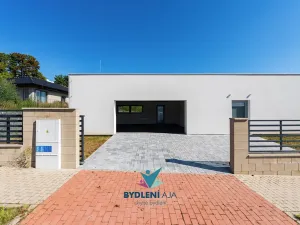Prodej rodinného domu, Dubí, V Aleji, 206 m2