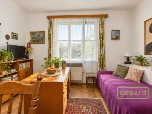 Prodej bytu 2+kk, Praha, V háji, 58 m2
