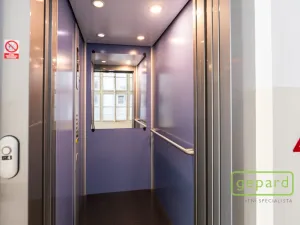 Prodej bytu 2+kk, Praha, V háji, 58 m2