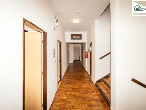 Prodej ubytování, Smolné Pece, 1015 m2
