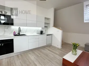 Pronájem bytu 4+kk, Karlovy Vary, 98 m2