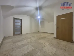 Pronájem bytu 2+1, České Budějovice, nám. Přemysla Otakara II., 80 m2