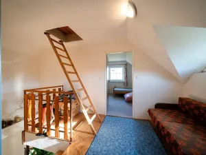 Prodej rodinného domu, Římov, 195 m2