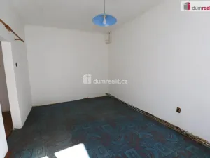 Pronájem bytu 1+1, Planá, náměstí Svobody, 40 m2