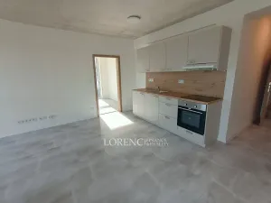 Pronájem bytu 2+kk, Veselí nad Moravou, náměstí Míru, 31 m2