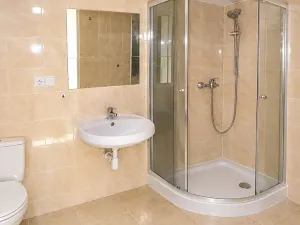 Pronájem bytu 1+kk, Praha - Vršovice, Tolstého, 31 m2