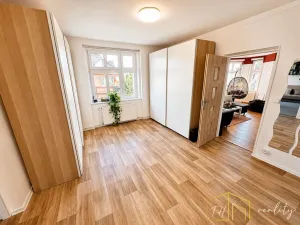 Pronájem bytu 3+1, Teplice - Řetenice, Sklářská, 95 m2