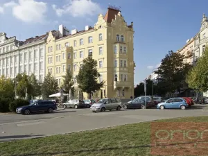 Pronájem bytu 3+1, Praha - Vinohrady, náměstí Jiřího z Poděbrad, 137 m2