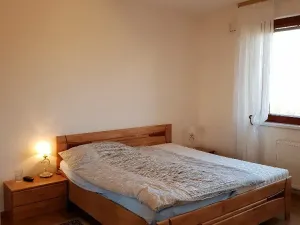 Pronájem bytu 3+kk, Praha, Ocelářská, 82 m2