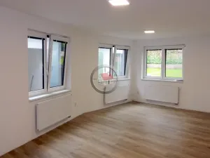 Pronájem bytu 2+kk, Třebíč - Horka-Domky, Vaňkovo nám., 63 m2