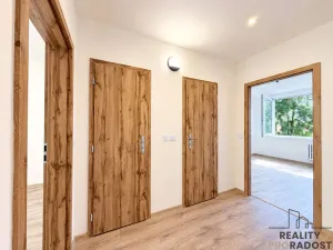 Prodej bytu 3+1, Praha, Vajdova, 68 m2