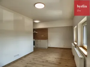 Pronájem kanceláře, Opava, Lužická, 38 m2