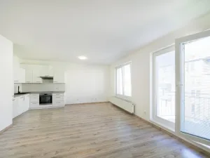 Pronájem bytu 2+kk, Tábor, Maredova, 58 m2