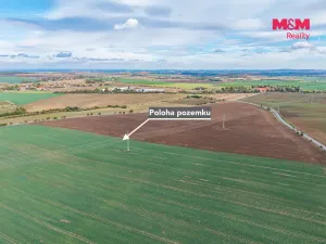 Prodej pole, Číčovice, 5729 m2