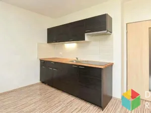 Pronájem bytu 1+kk, Beroun - Beroun-Město, Nepilova, 31 m2