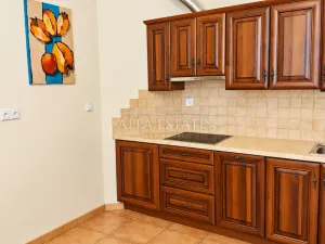 Pronájem bytu 2+1, Karlovy Vary, U Imperiálu, 110 m2