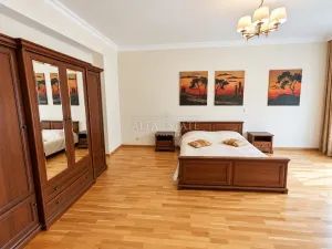 Pronájem bytu 2+1, Karlovy Vary, U Imperiálu, 110 m2