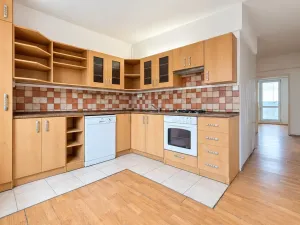 Prodej bytu 4+1, Jirkov, Na Borku, 76 m2