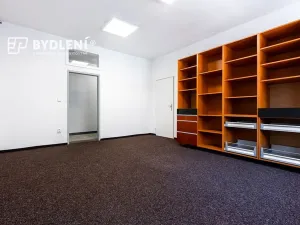 Pronájem kanceláře, Teplice, Tolstého, 2109 m2