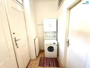 Prodej bytu 1+1, Karlovy Vary, Krále Jiřího, 40 m2