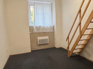 Prodej bytu 1+kk, Praha, Ohradní, 21 m2