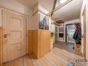 Prodej bytu 4+1, Smržovka, Husova, 104 m2