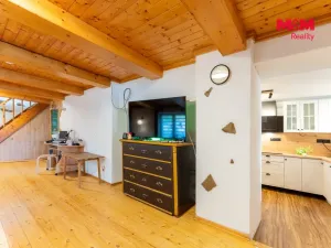 Prodej rodinného domu, Slavhostice, 181 m2